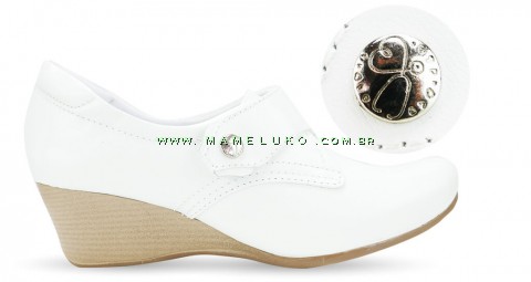 Sapato Branco Feminino Anabela 4107 - Branco com Pin Esteto Love