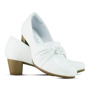 Sapato branco salto shop quadrado